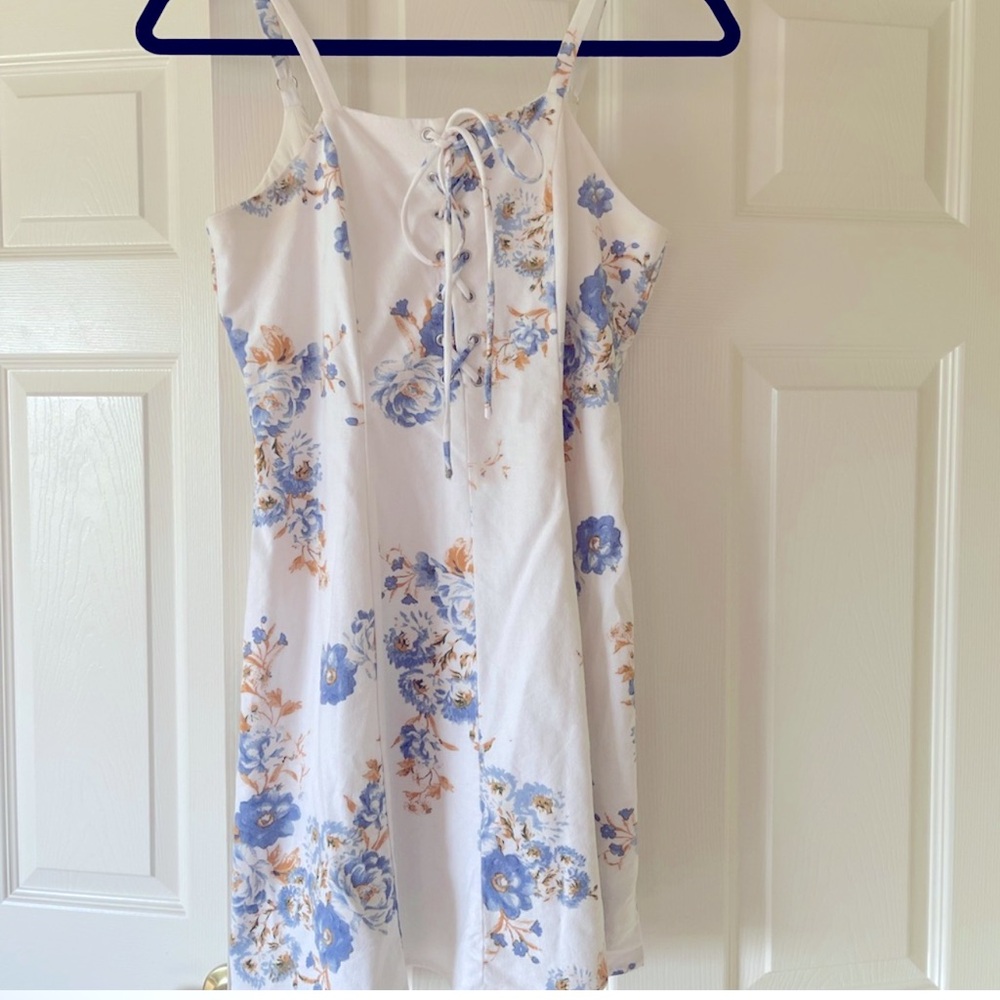 Wayf Floral White and Blue Dress